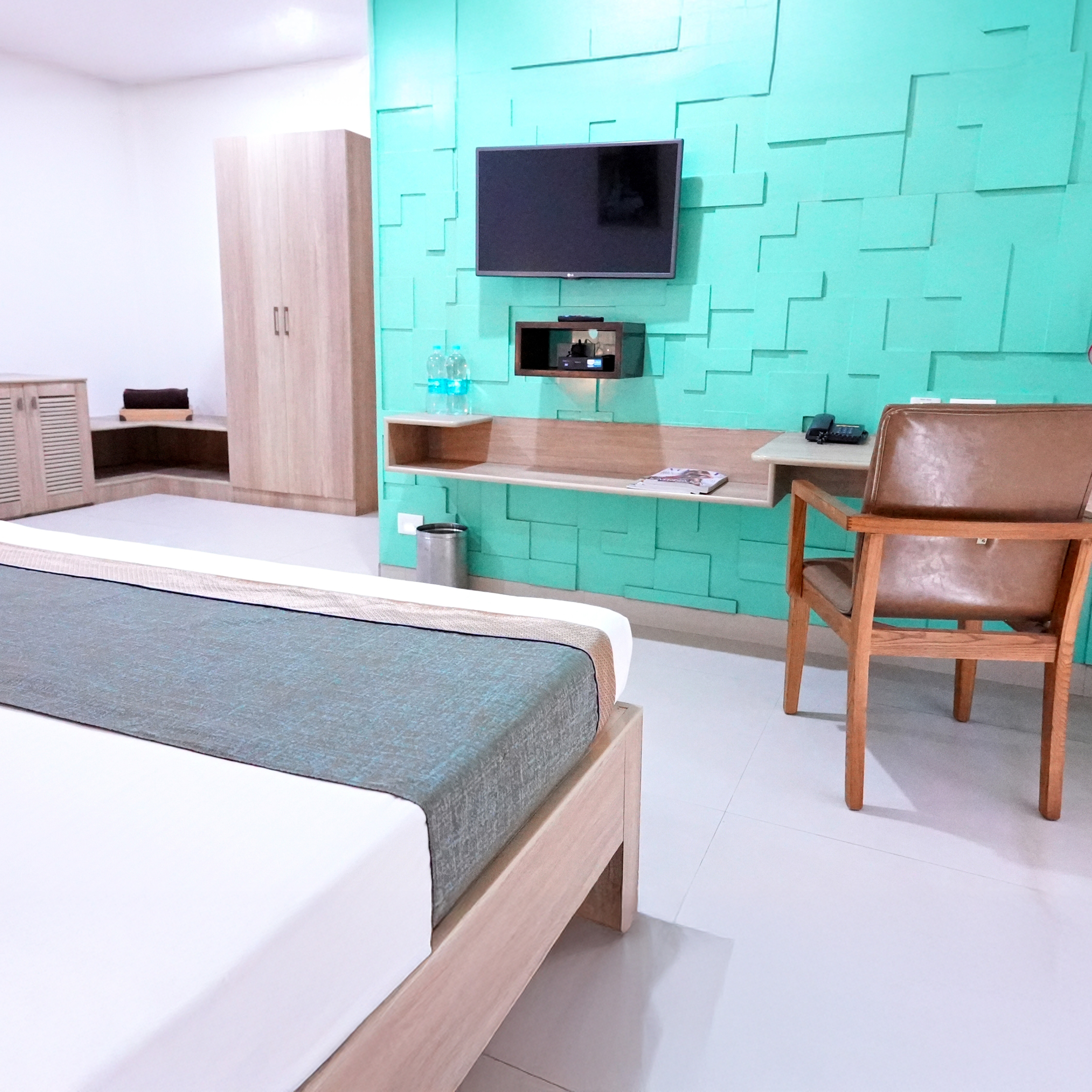 Elegant rooms designed for business and leisure travelers, combining premium amenities with the warm hospitality of M Group.