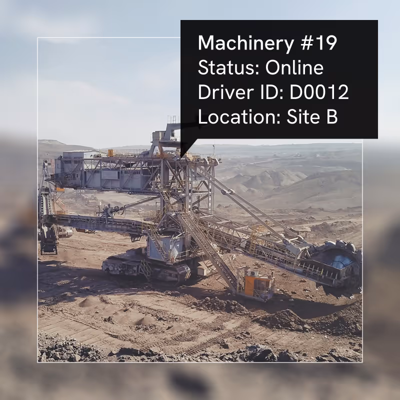 Digger machinery with status info bubble