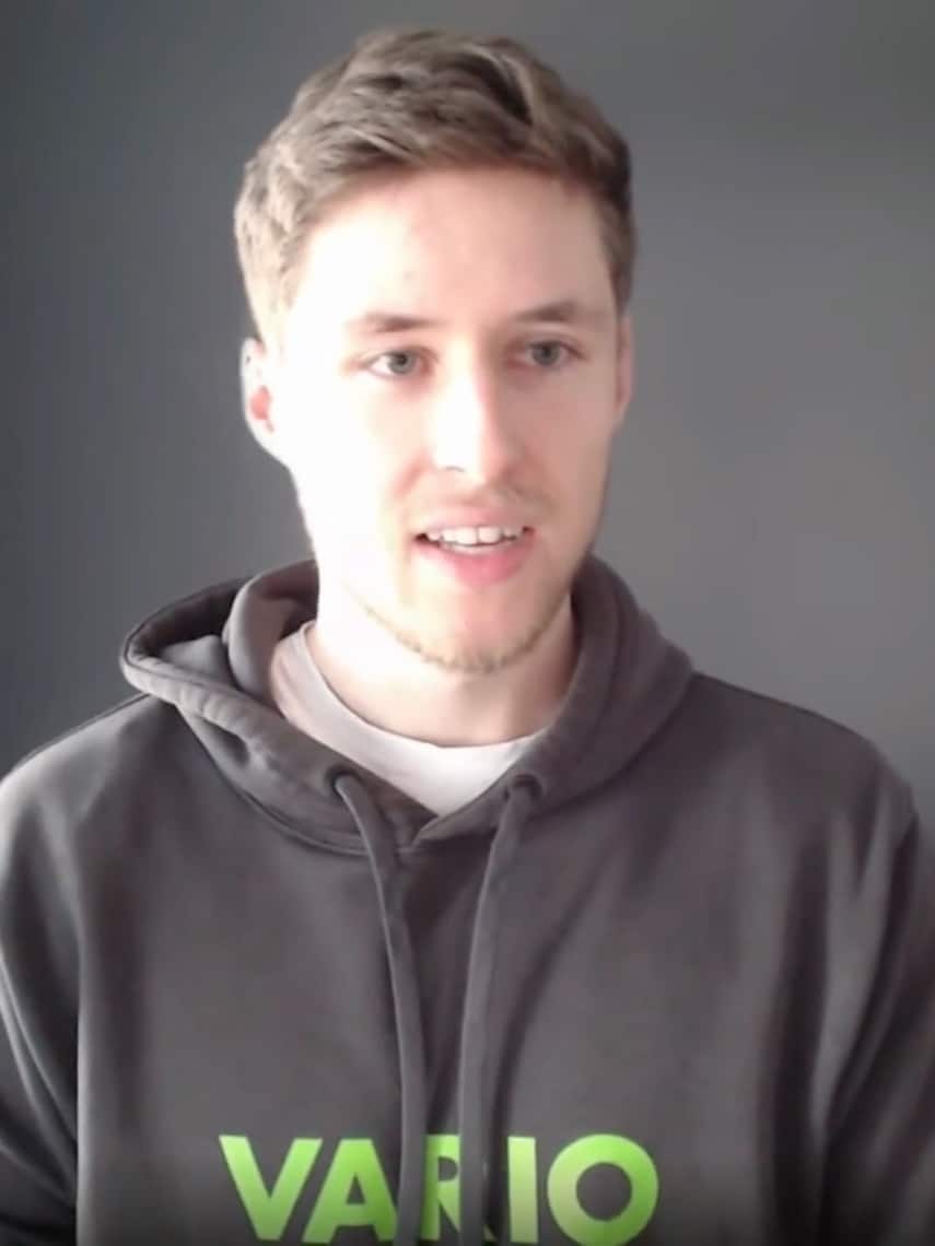 Portrait im Kontext eines Videocalls mit Hendrik Schneider repräsentativ für Vario Software AG