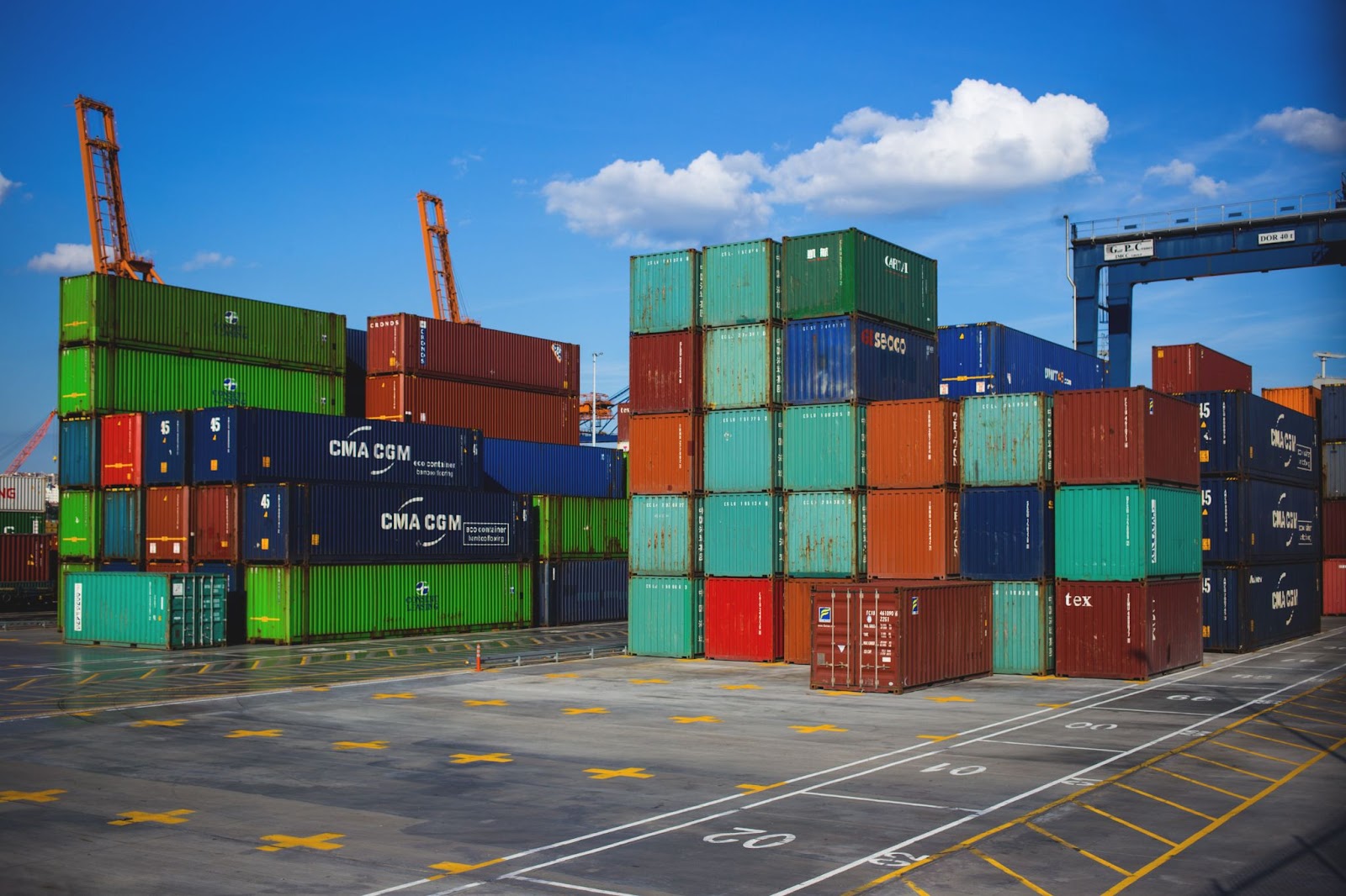 Freight containers