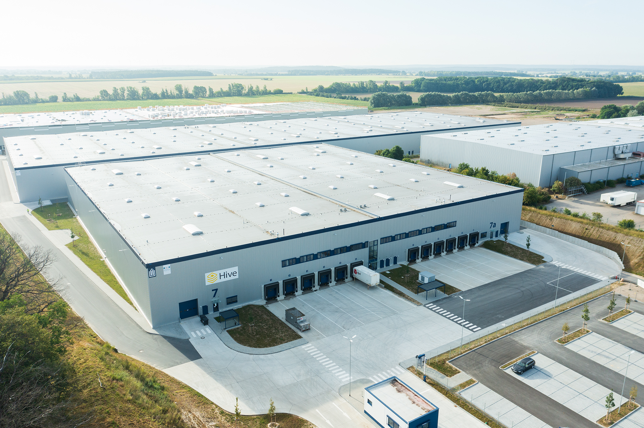 image of the Hive fulfillment center in Rangsdorf Berlin