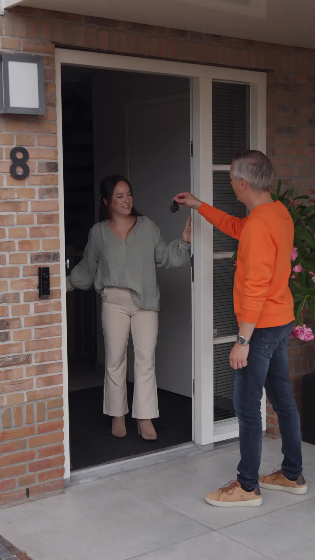 Aflevering aan huis met sleuteloverdracht