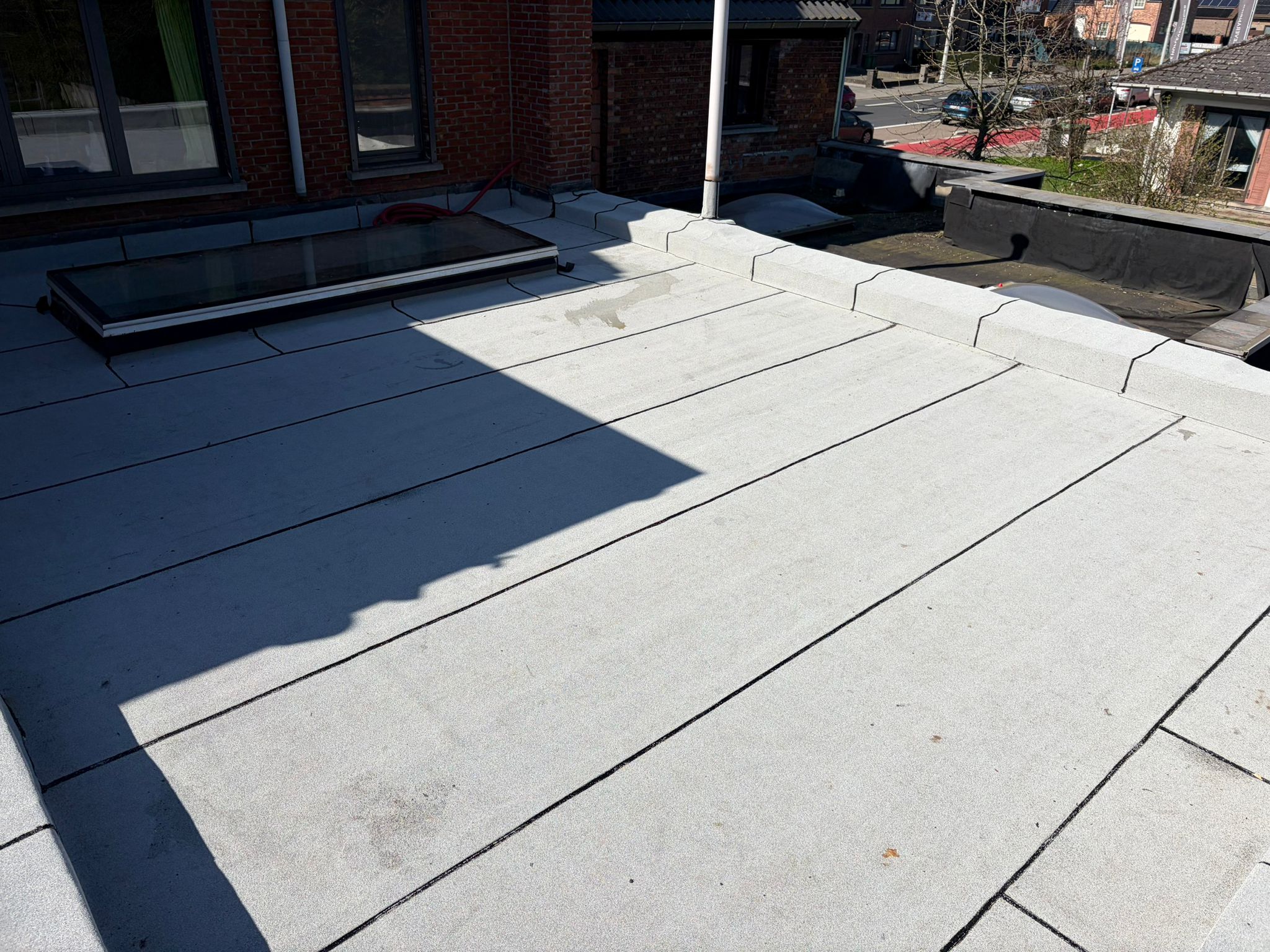 wit roofing dak sint antonius
