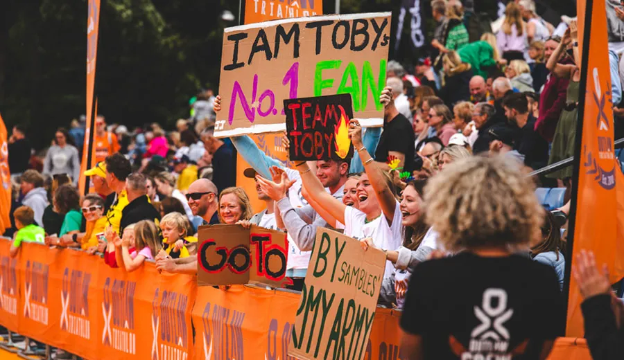 crowd cheering