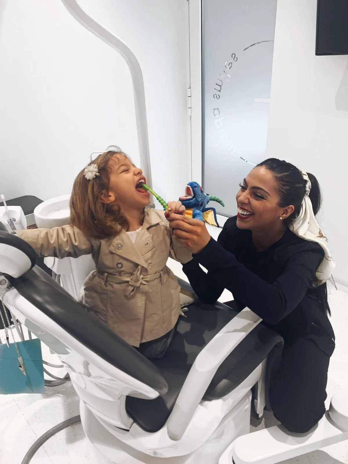 Full set of veneers cost guide at Maida Smiles, Maida Vale London