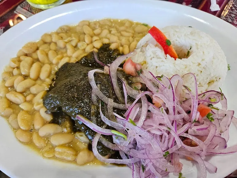 A vibrant spread of traditional Peruvian dishes showcasing the country's best culinary offerings.