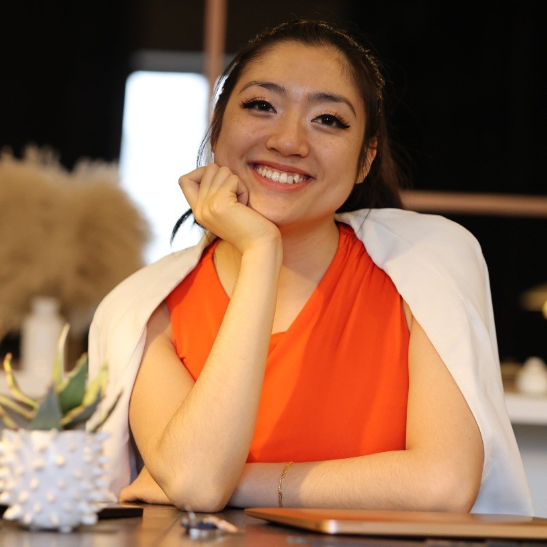 Aceadia Huang, New York real estate agent at eRealty Advisors since 2022, who closed over 250 deals with fast commission processing and responsive support.