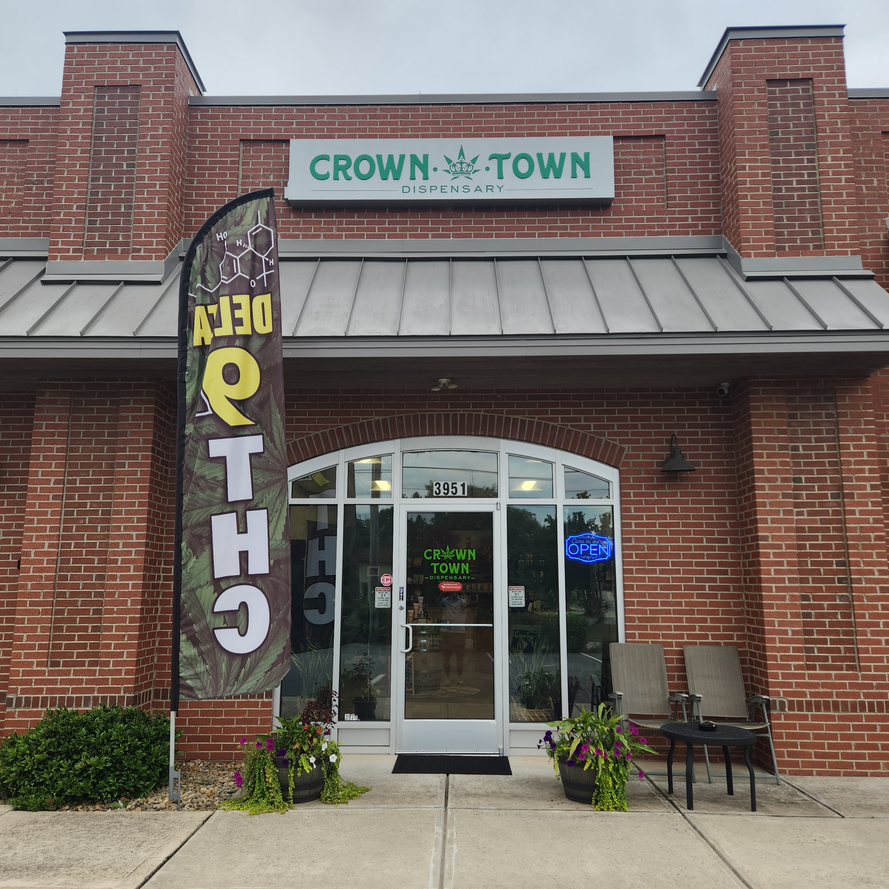 image of salon and spa exterior