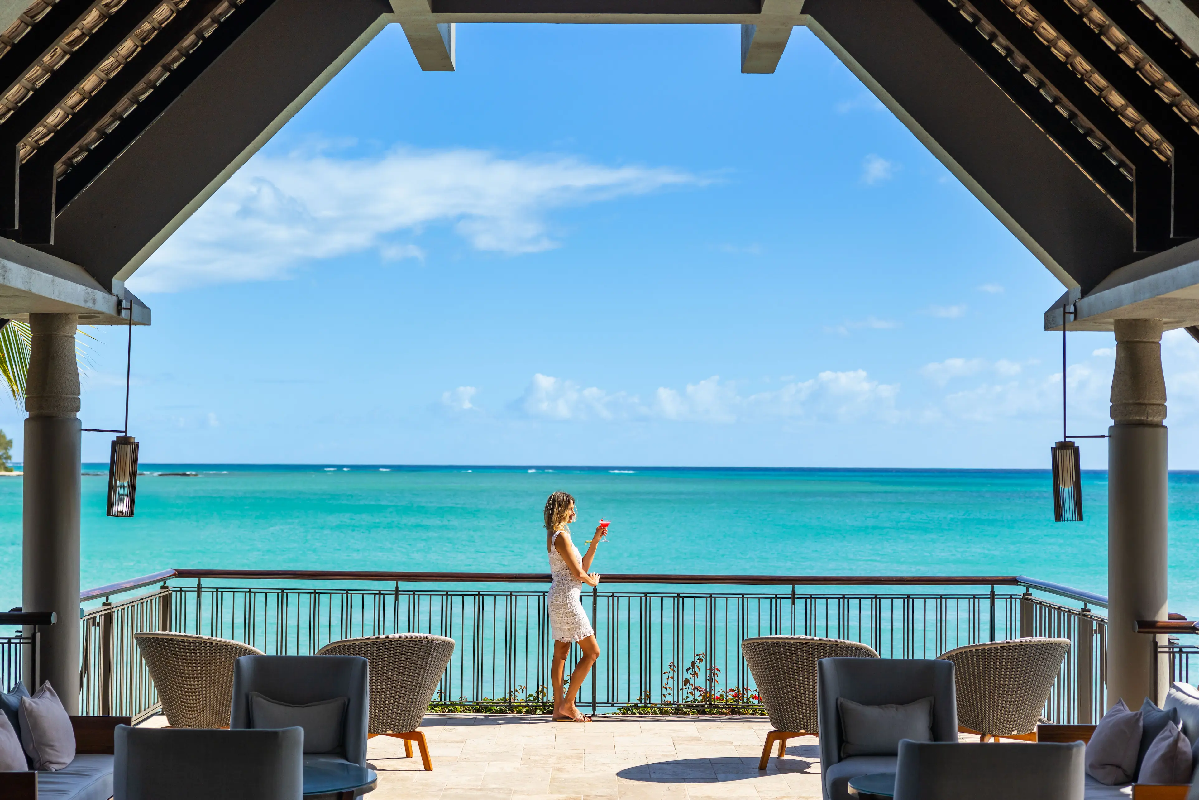 mauritius-beach-resort-couple-arriva with ocean views in Mauritius.