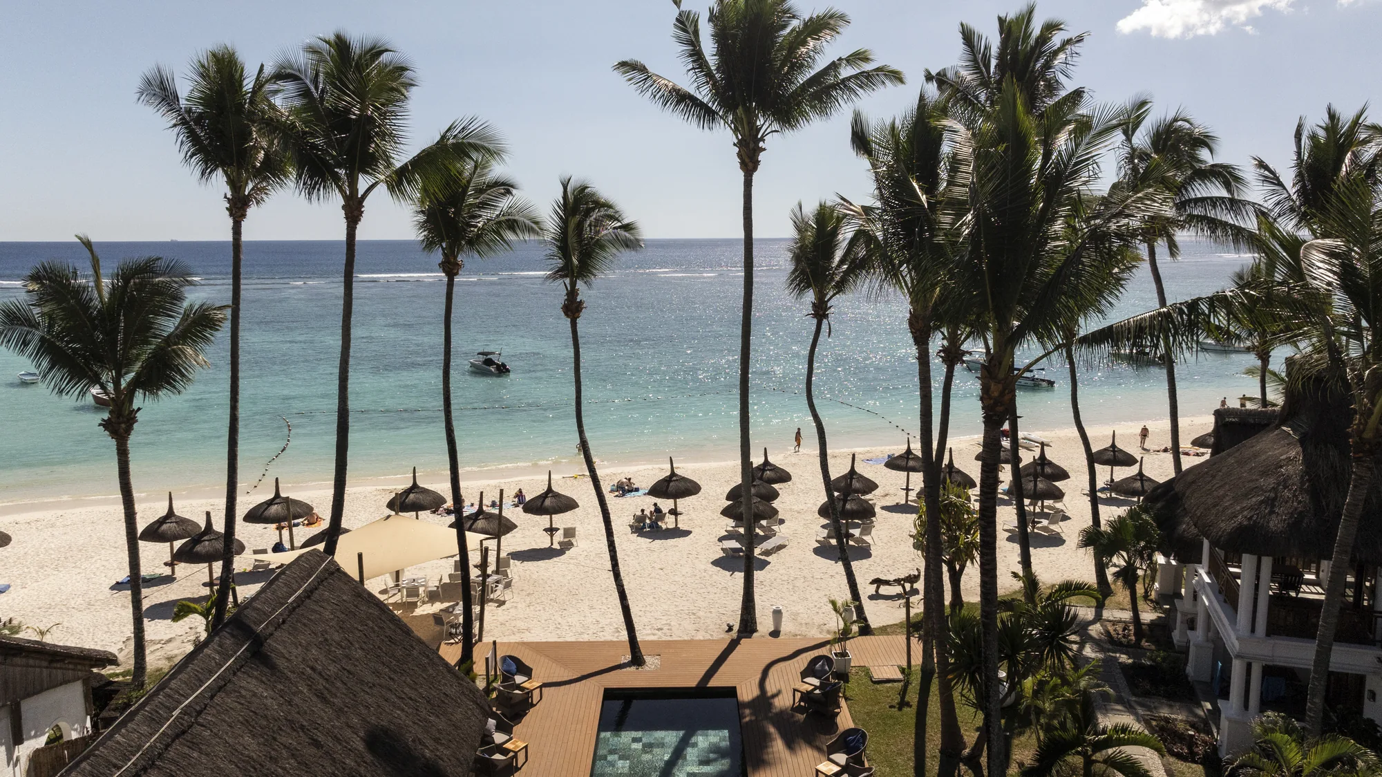 mauritius-beach-resort-couple-arriva with ocean views in Mauritius.