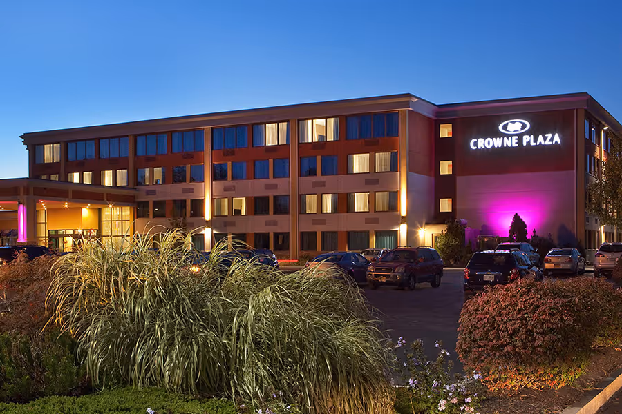 Crowne Plaza Woburn, MA