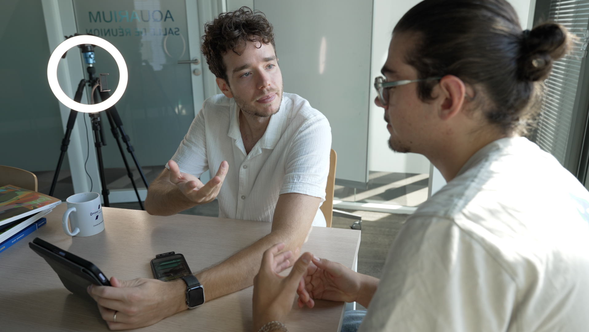 “Exercice de respiration guidé par Skiveo pour vaincre le trac lors d’une prise de parole.”