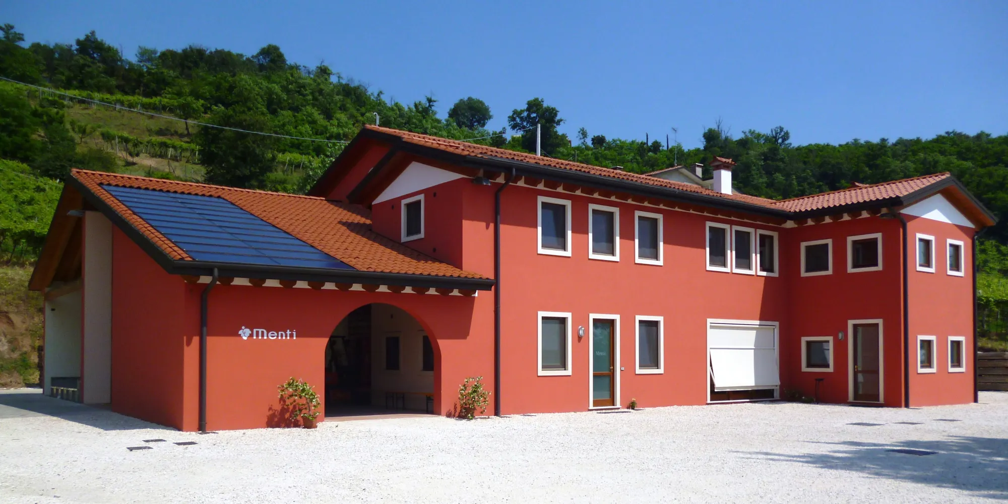 Vista della cantina Menti Vini
