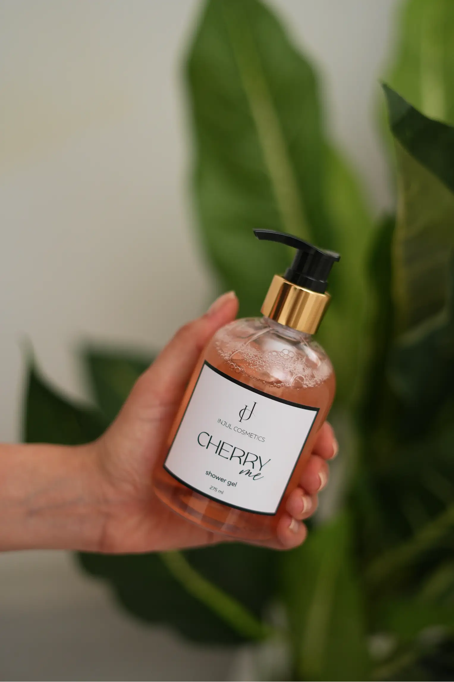 Гель для душу "Cherry.Me"