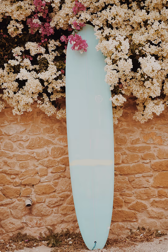 Versatile longboard surfboard for smooth rides