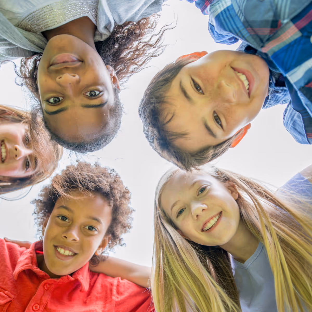 [team] image of grocery store staff