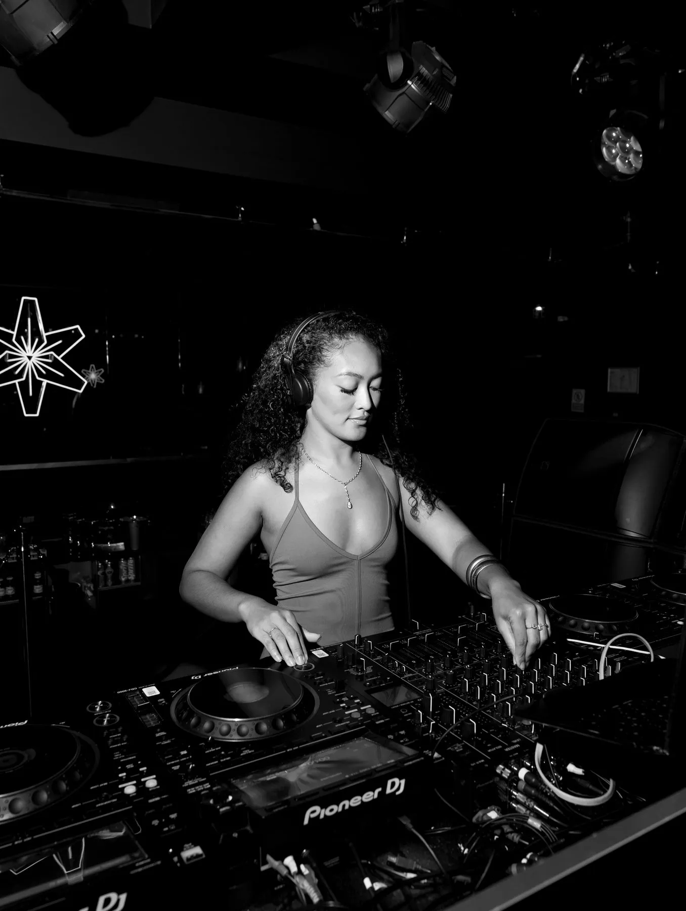 Eyz en soirée, DJ set