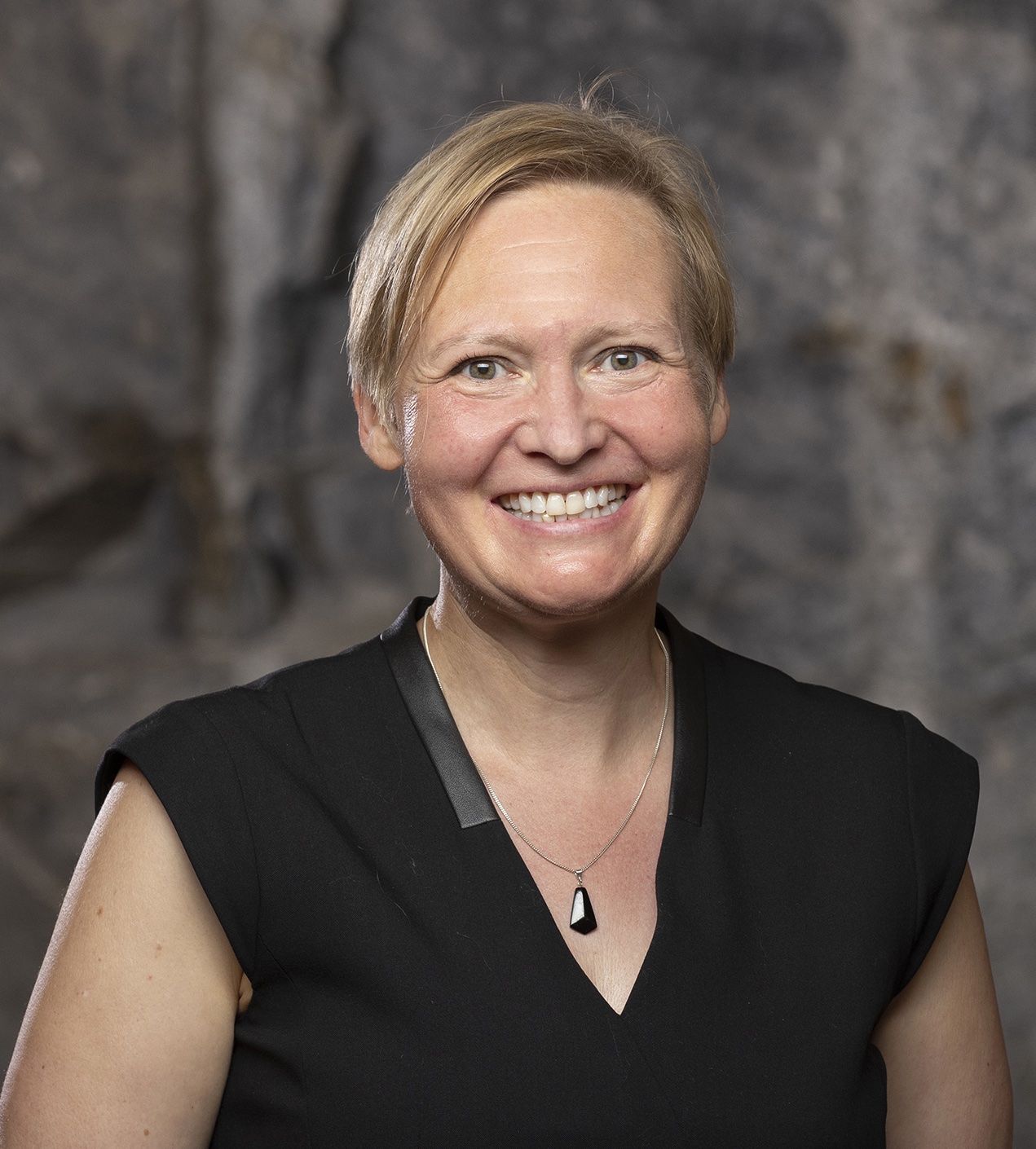 image of brainstorming session (for a productivity tools business)