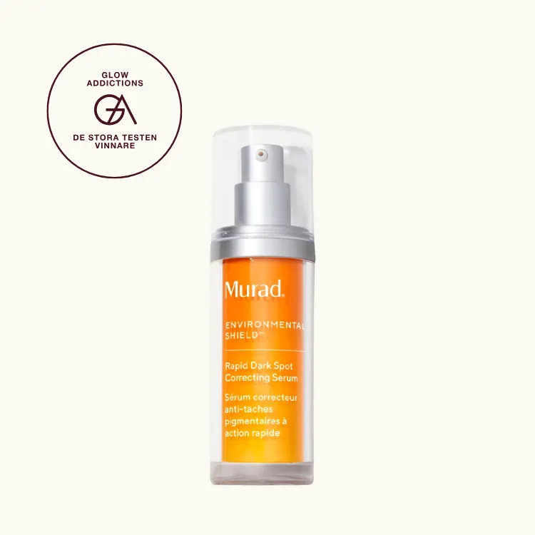 Serum mot pigentfläckar bäst i test: Murad Environmental Shield Rapid Dark Spot Correcting Serum, som fick hela 4.50 av 5.00 av Glowaddictions testpanel. Bilden föreställer produkten mot krämfärgad bakgrund, med en ettikett som visar att produkten blev testvinnare.