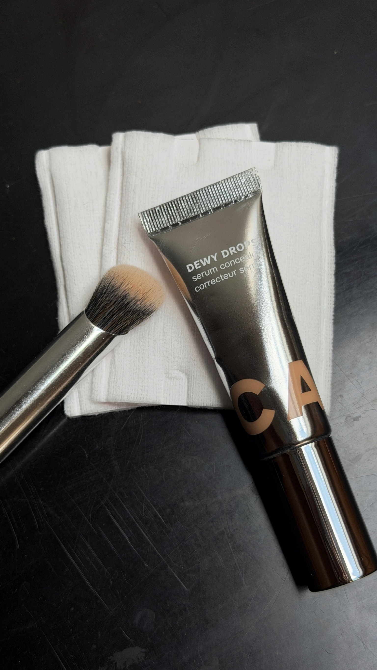 Cala Cewy Drops Serum Concealer