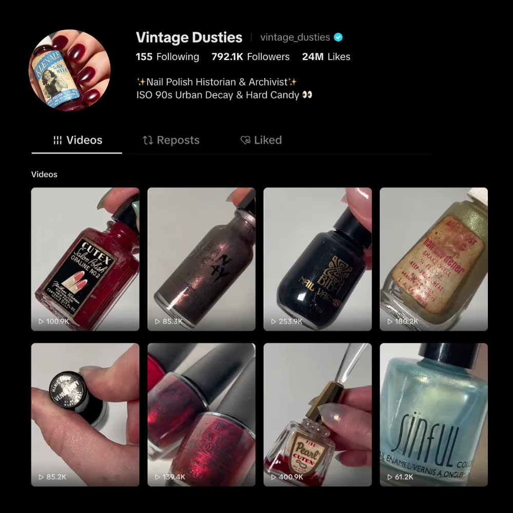 Vintage Dusties på TikTok, @vintagedusties, nagellack historia