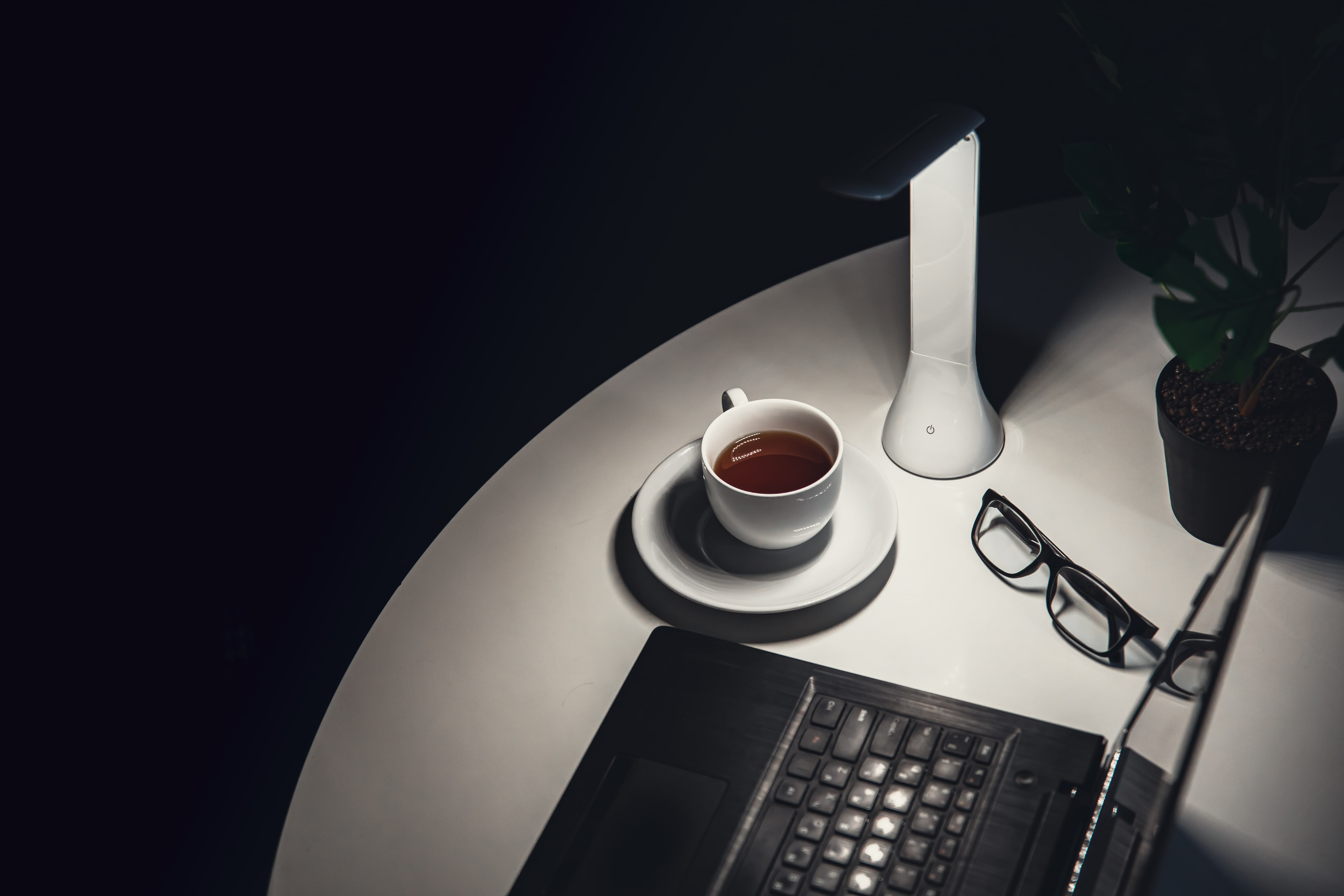 Studio sable copywriting desk