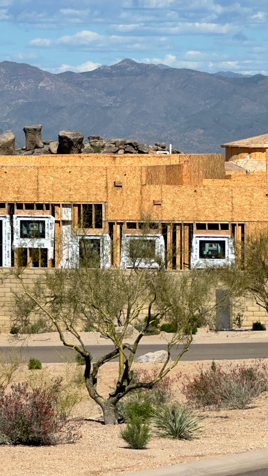 Within smart-city discourse and proptech circles, digital twins are evolving from novelty to near necessity. These virtual replicas of physical assets—fed by IoT sensors, performance data, and 