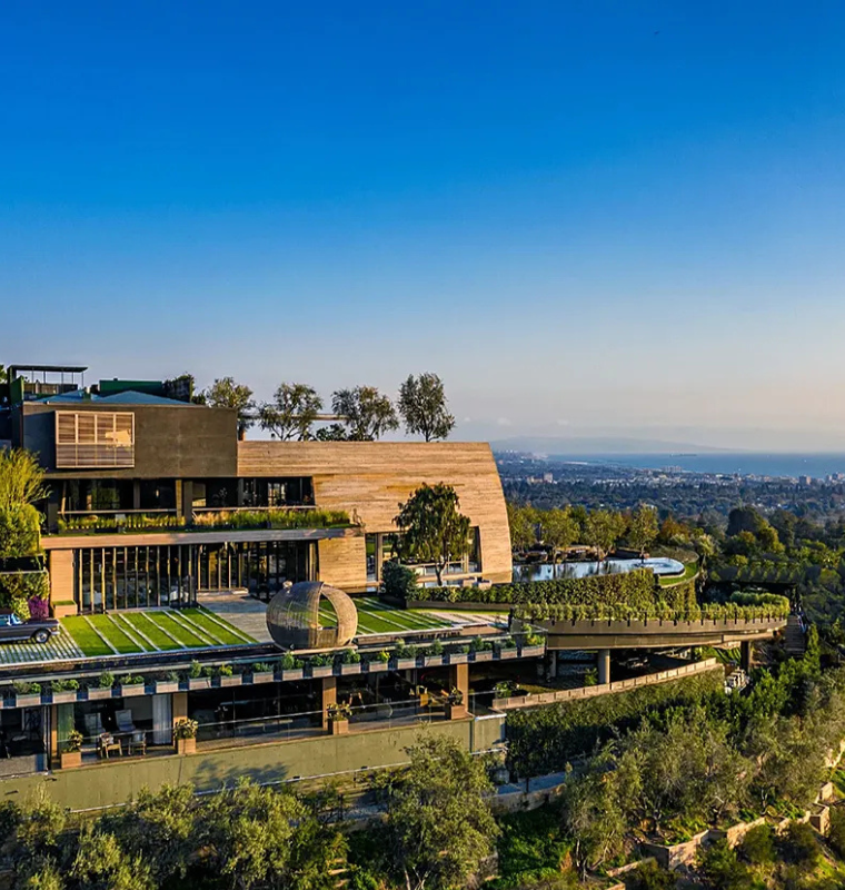 The Rise of Quiet Luxury Estates Where Privacy Costs More Than the Property