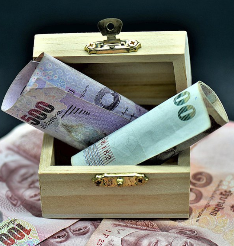 Money Without Motion The Rise of Stationary Luxury in Modern Economy