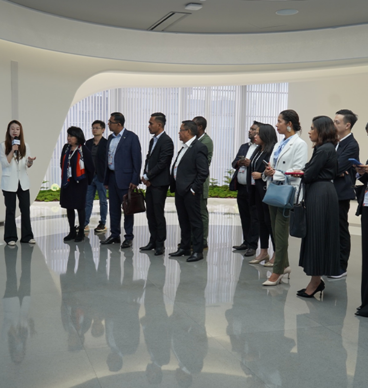 Inside the Discreet Trade Networks That Drive Modern Elite Influence