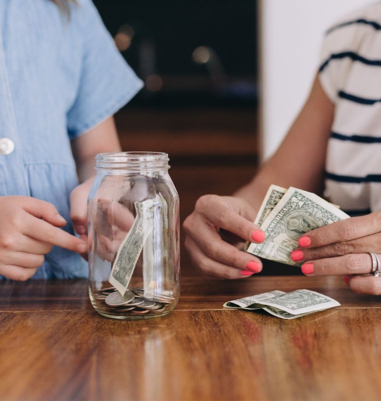 Heirless Billionaires Accelerate Philanthropic Wealth Transfers Through Private Foundations