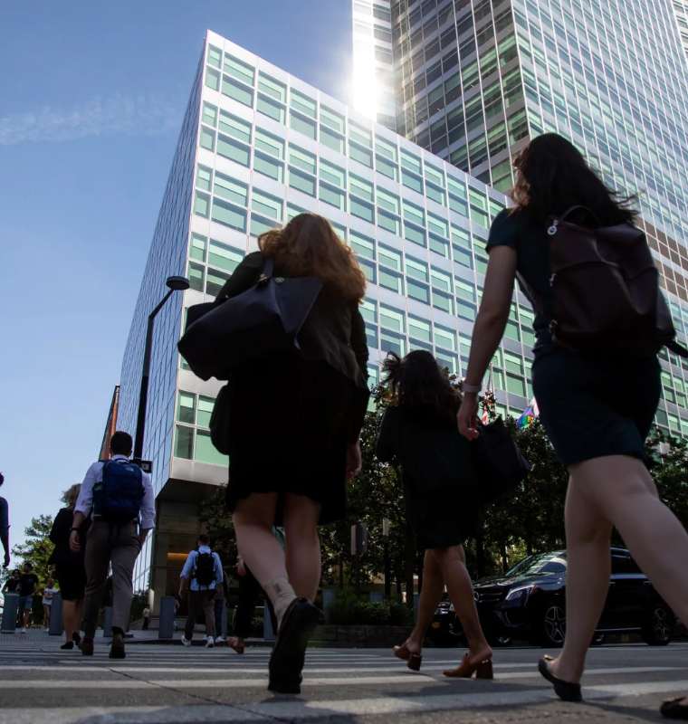 Ultra Wealthy Families Shift Billions Into Private Climate Assets Instead of Public Markets