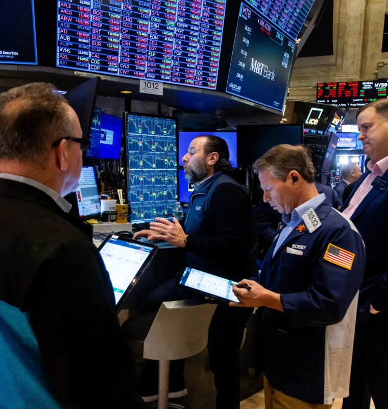 Billionaire Investors Increase Exposure to Private Markets Amid Economic Shifts