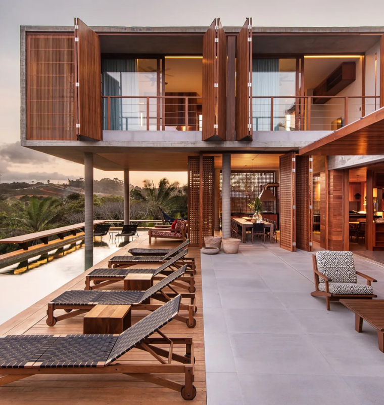 The Rise of the Mobile Mansion