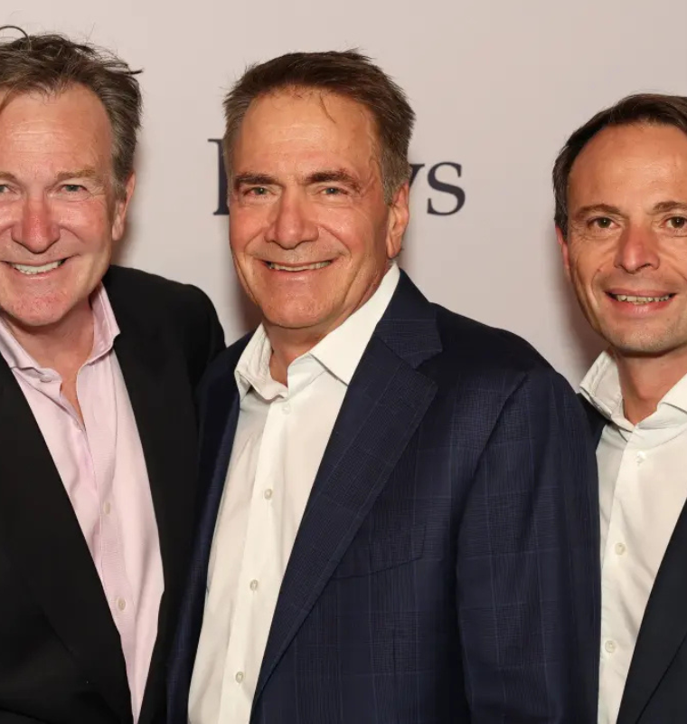 Australian Billionaire Brett Blundy Escalates Boardroom Battle at Victoria’s Secret