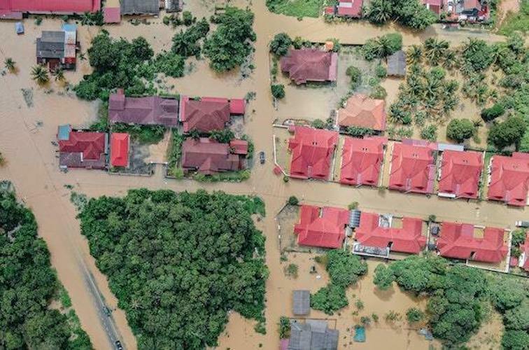flooded neighbourhood