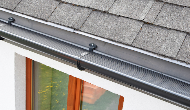 clean gutter