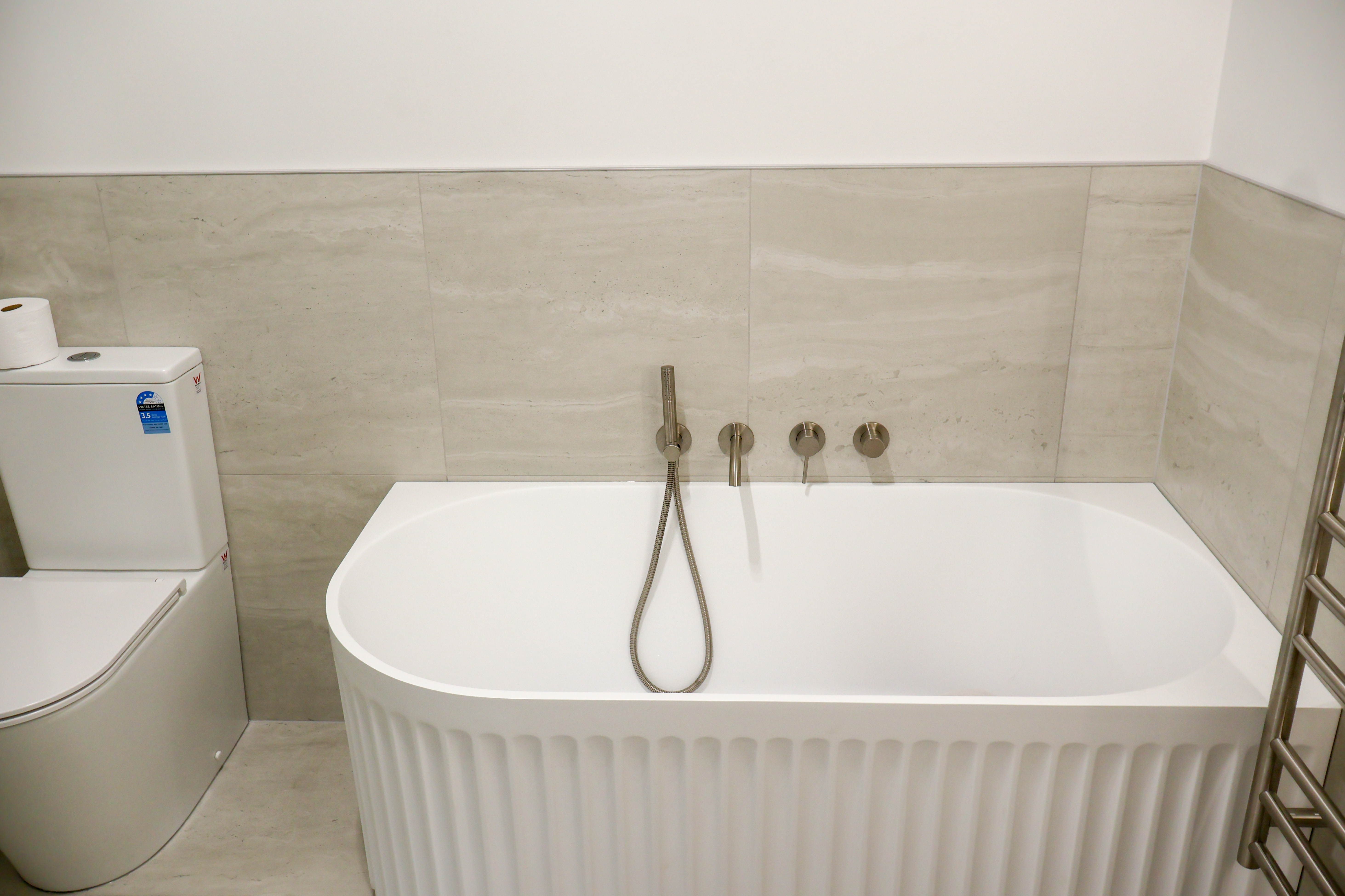Bathtub repair services in Franklin 