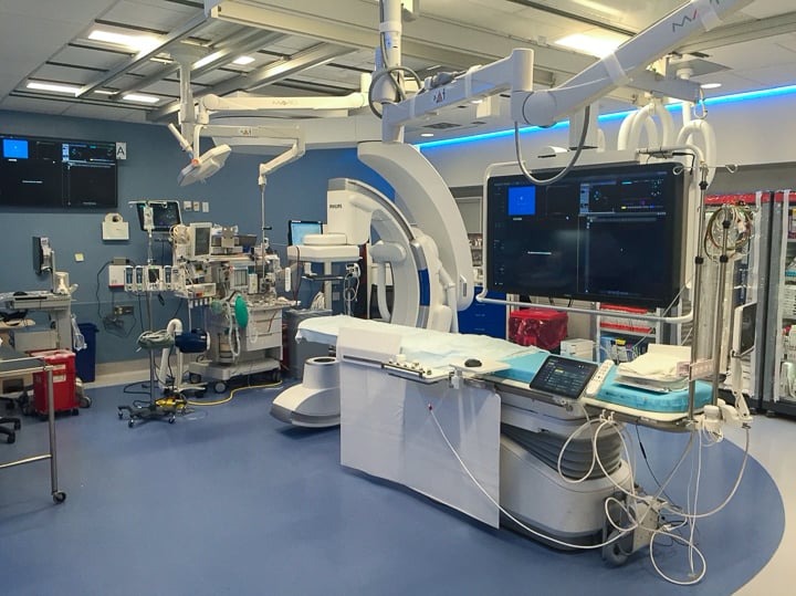 https://www.umassmed.edu/globalassets/radiology/images/ir/ir-suite/angiosuite-1.jpg