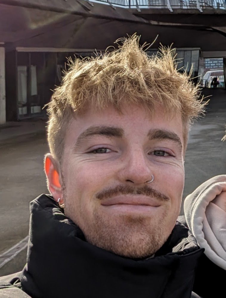 [headshot] image of customer (for a construction company)