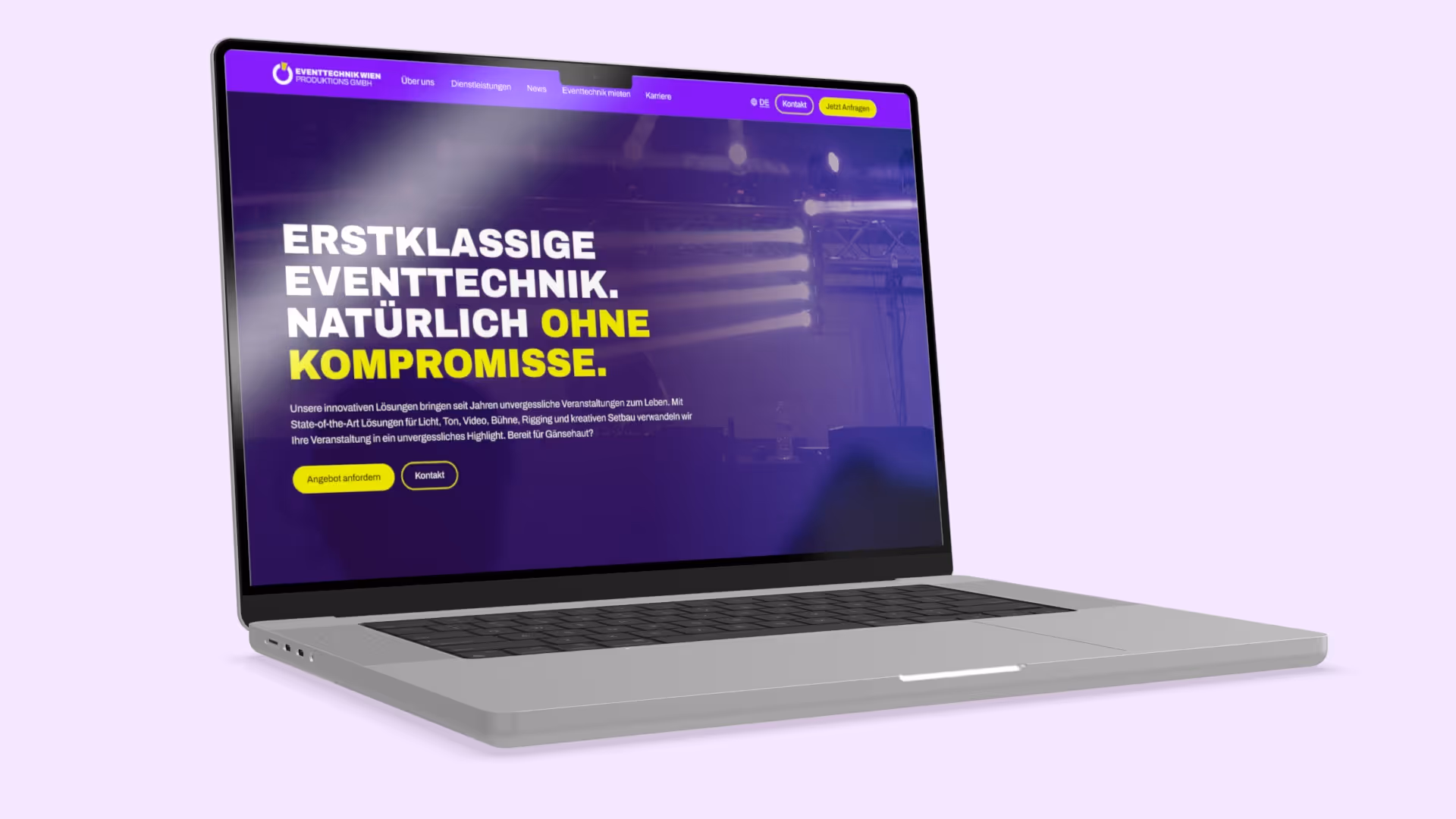 Mockup eines MacBooks mit einem Screenshot der Landingpage von Eventtechnik Wien