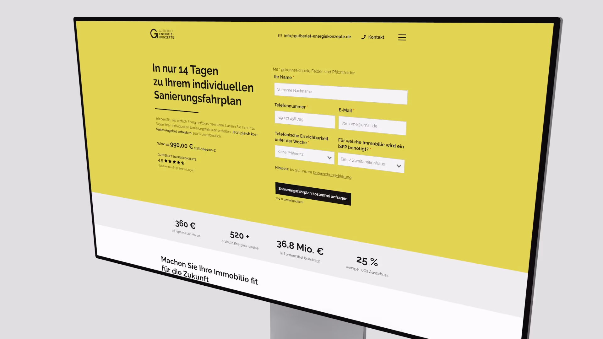 Ein Display zeigt eine Landingpage inkl. Lead-Formular für Gutberlet Energiekonzepte
