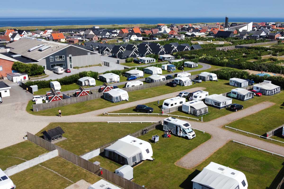 Thyborøn Camping, Hotel & Hytteby – Campingplatz in Dänemark – Bild 2