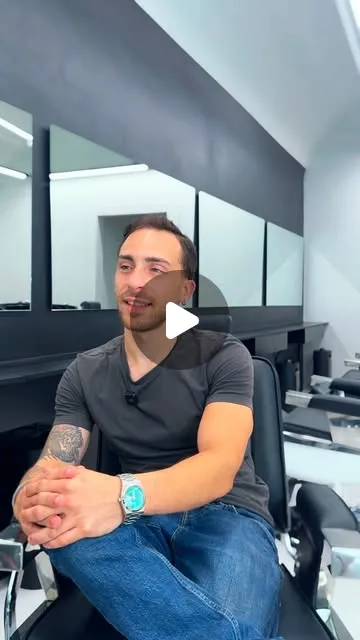 Un barbiere racconta la sua esperienza nel salone Cut Club