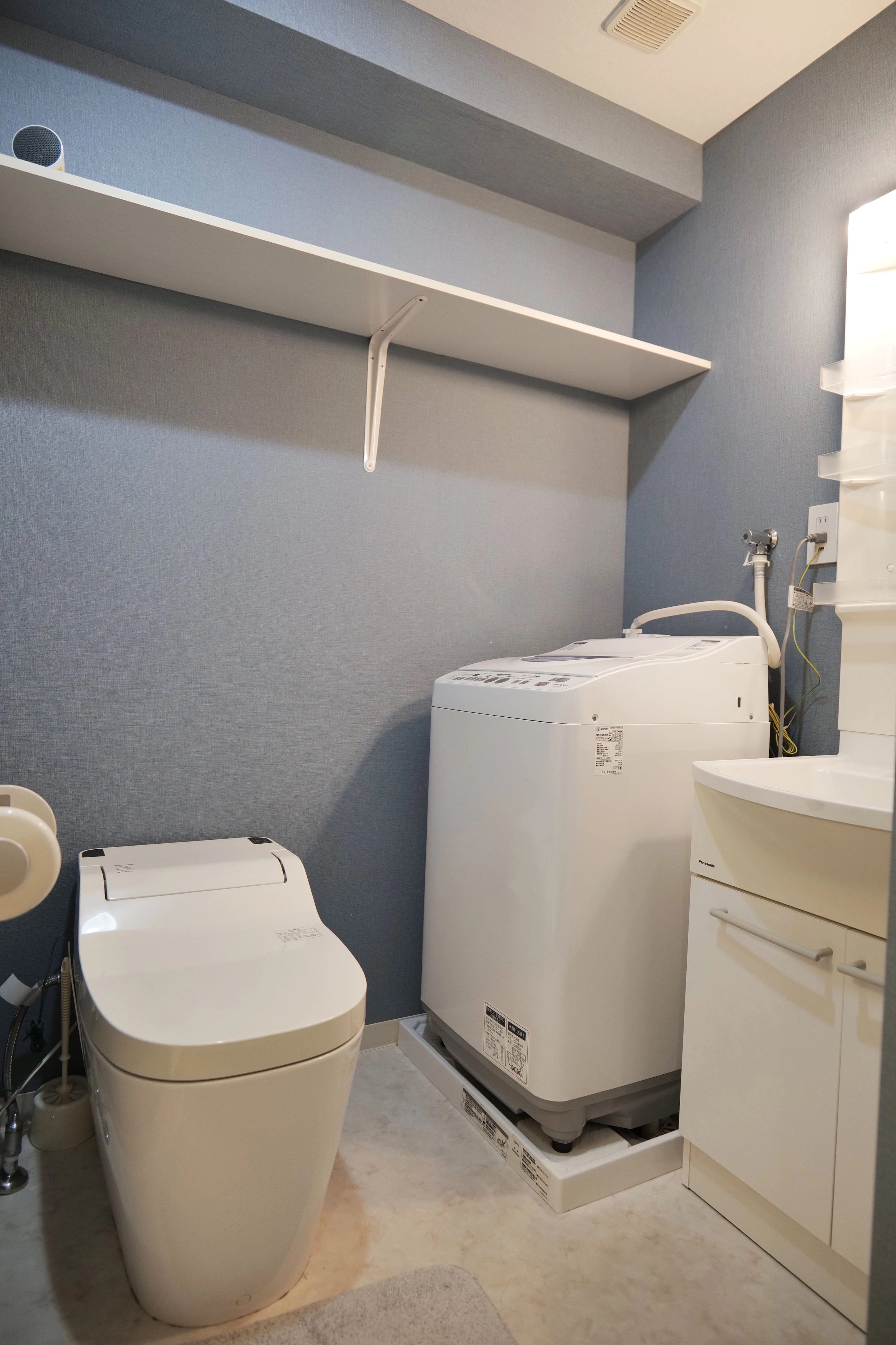 Modern apartment with washing machine included for daily convenience.