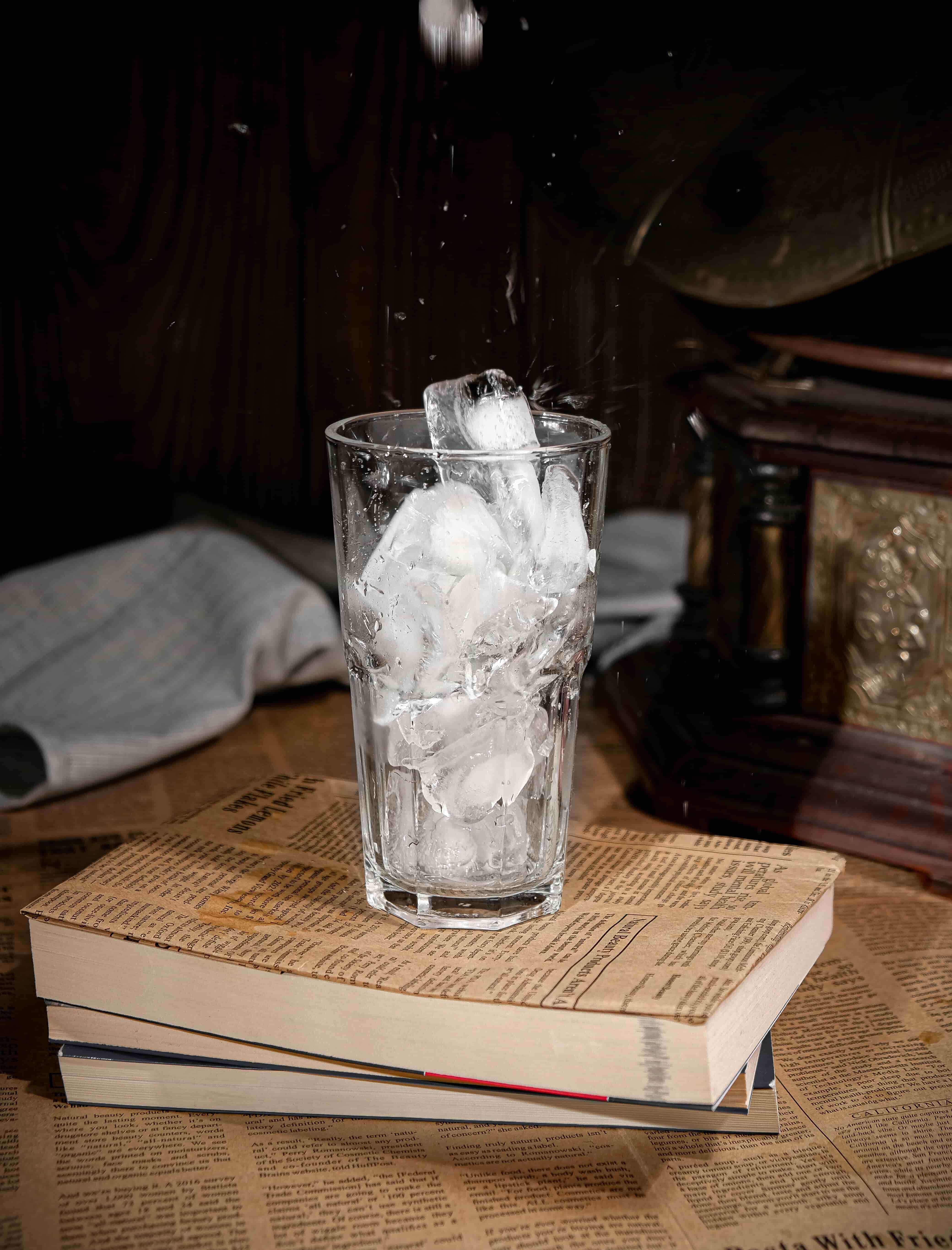 Water.Day_water with ice in glass