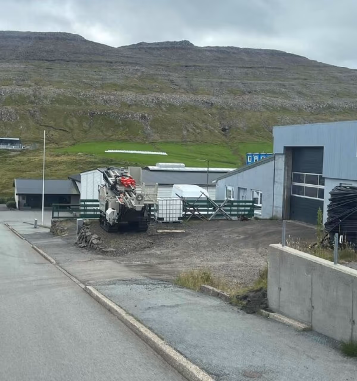 Í 2020 flutti felagið í egna bygning á Akranesgøtu 6 í Havn