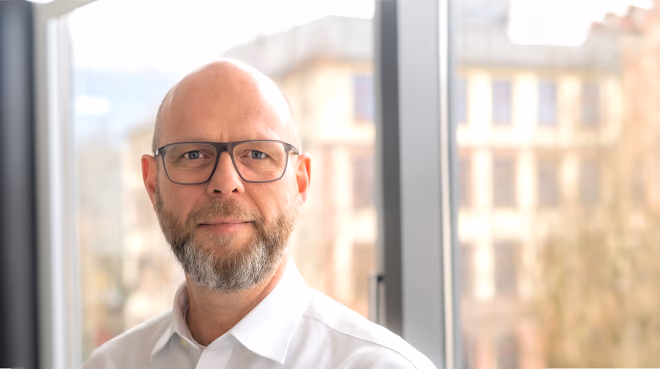 Porträt Thomas Rebel, Geschäftsführer HomeServe Gruppe Deutschland