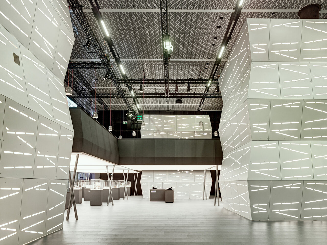 Zuschnitte u. Montage EPS Lambda