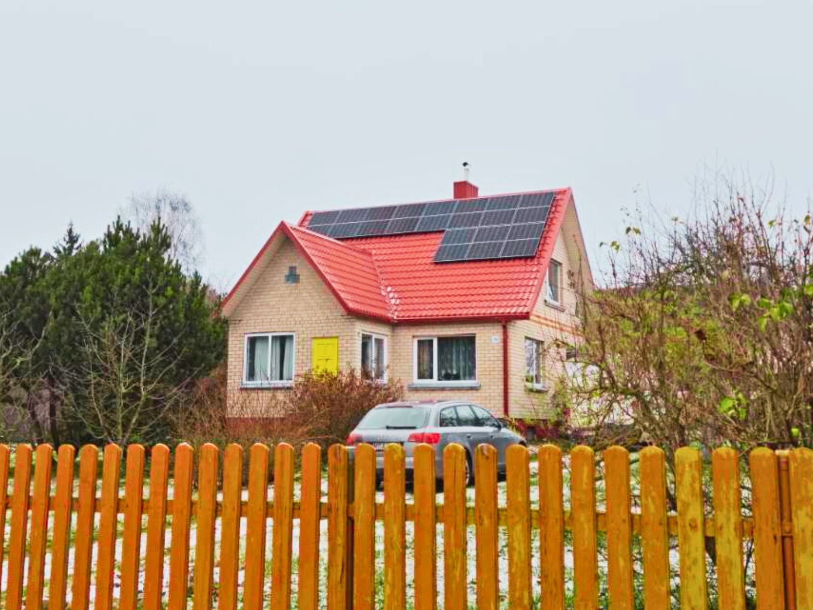 image of production machinery (for a manufacturing plant)